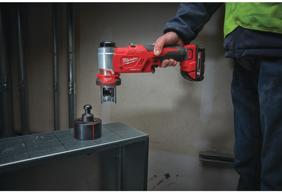 Milwaukee M18 HKP-201C Accu Hydraulische Ponsmachine 18V 2.0Ah Li-Ion M18™ FORCE LOGIC™ in koffer - 4933451202
