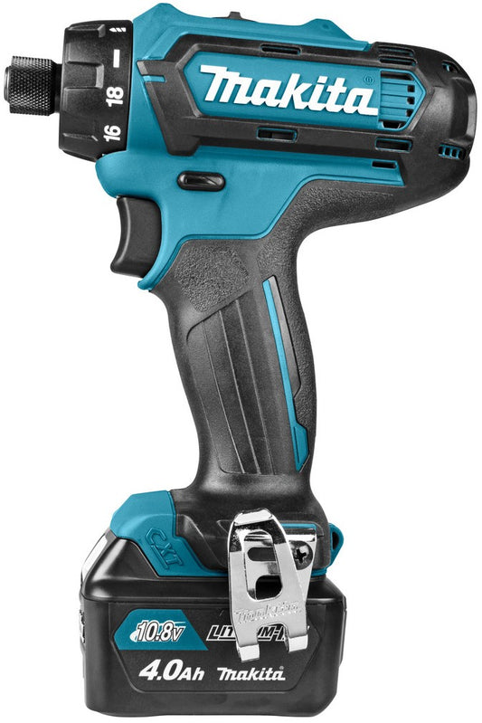 Makita DF031DSME Bohrer/Schraubendreher 10,8 V 4,0 Ah Li-Ion im Koffer