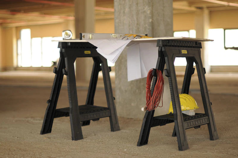 Stanley STST1-70713 Foldable Sawhorse V-groove Set