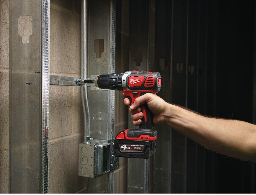 Milwaukee M18 BPD-402C Accu Compacte Klopboormachine 18V 4.0Ah Li-Ion M18™ in koffer - 4933443520