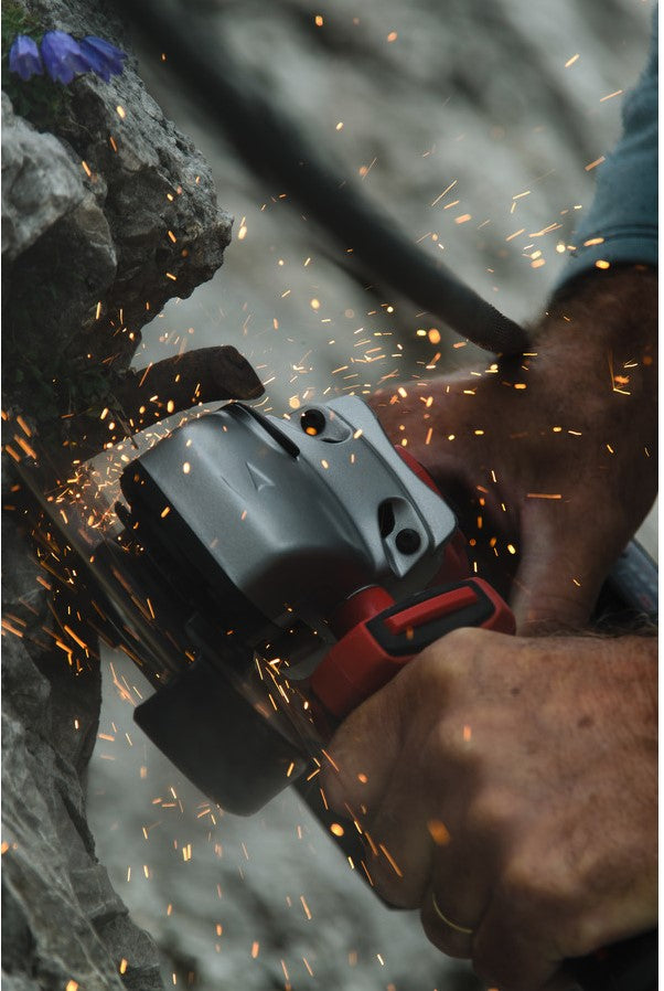 Milwaukee HD28 AG125-502X Cordless Angle Grinder 28V 5.0Ah Li-Ion 125mm M28™ in HD Box - 4933448541