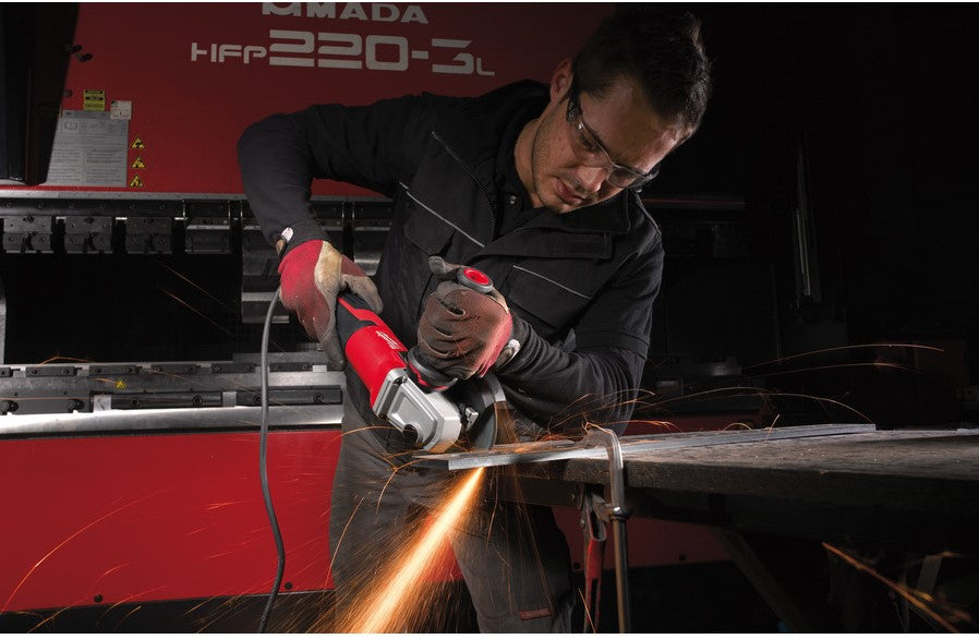 Milwaukee AGV 13-125 XSPDEB Haakse Slijper met Peddelschakelaar 125mm 1250W - 4933464998