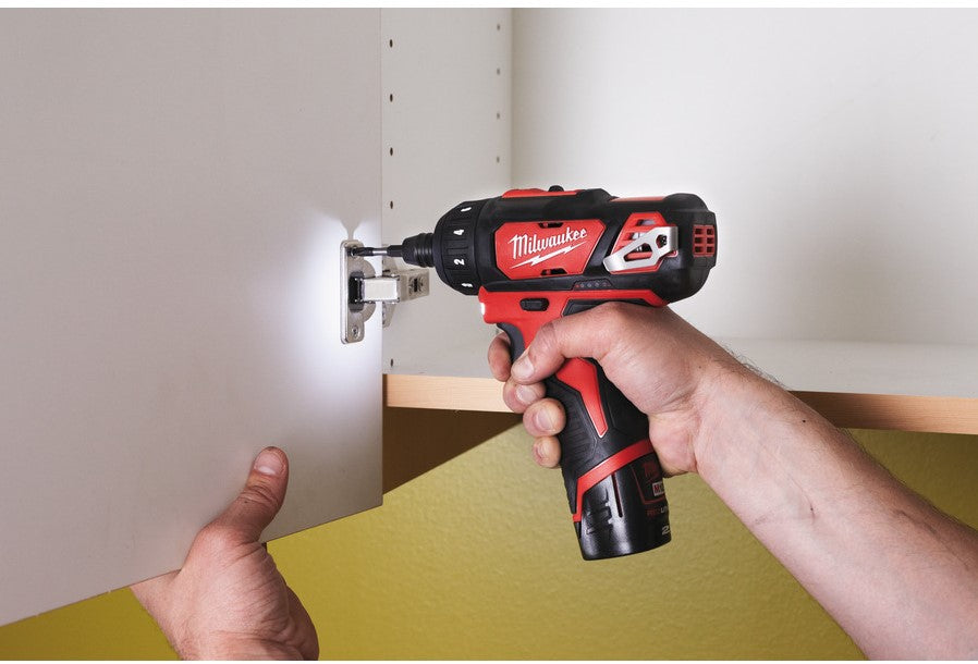 Milwaukee M12 BD-202C Cordless Subcompact Screwdriver 12V 2.0Ah Li-Ion M12™ in case - 4933441900