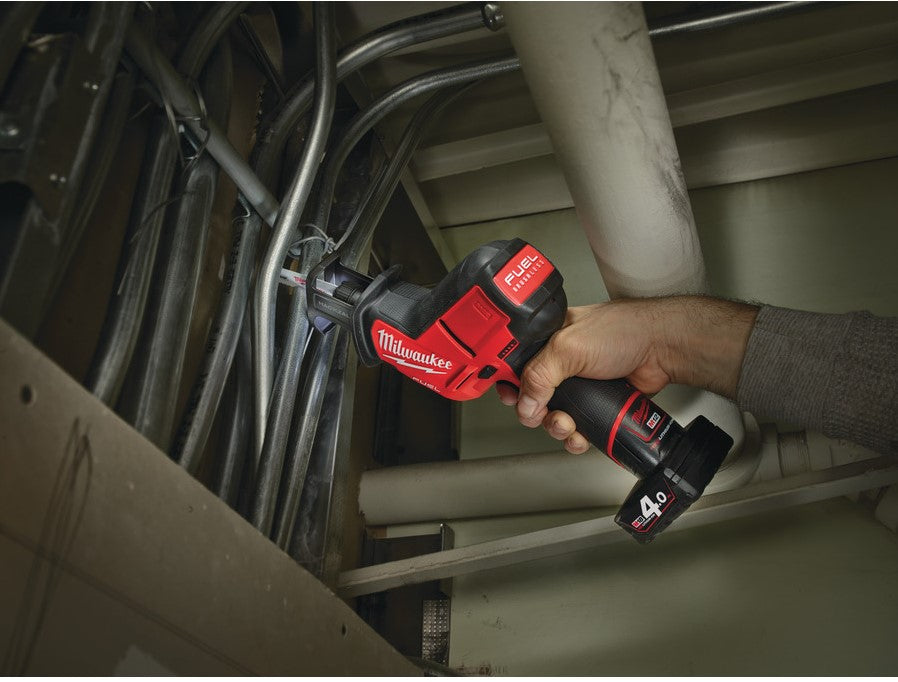 Milwaukee M12 CHZ-0 M12 Akku-Kompakt-Säbelsäge 12 V Loose Body FUEL™ HACKZALLl™ - 4933446960