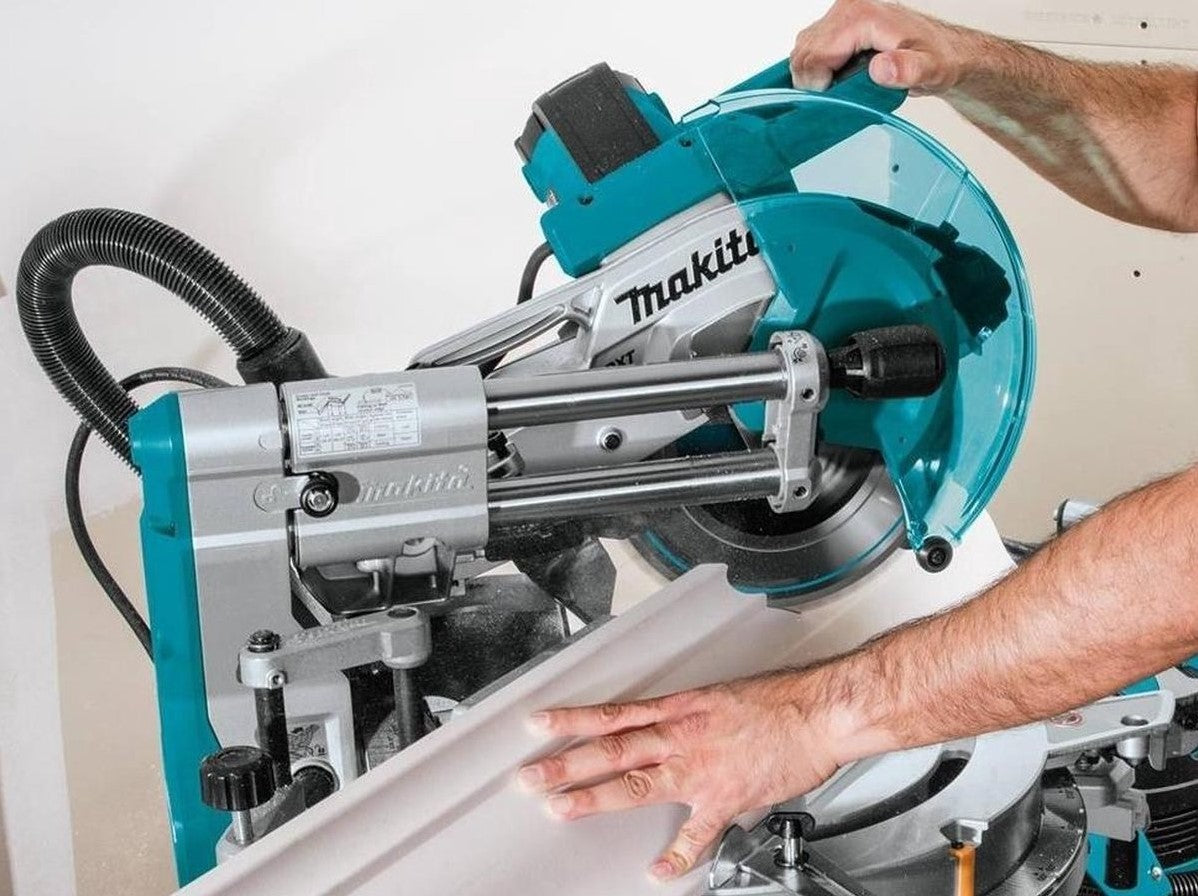 Makita LS1019L Afkortzaag