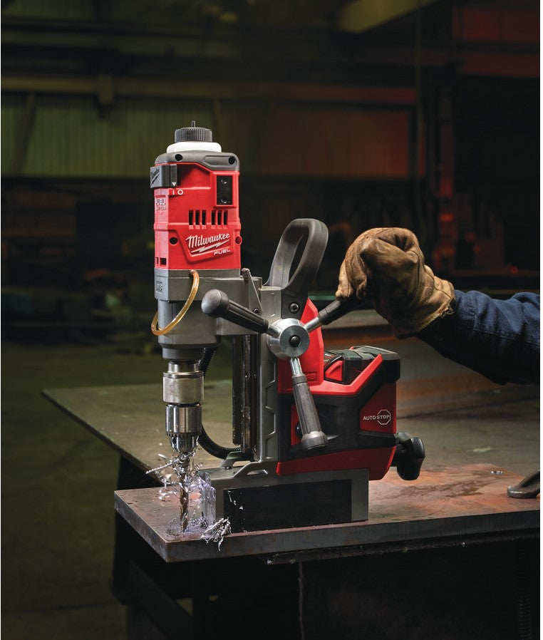 Milwaukee M18 FMDP-502C Accu Kernboormachine met magneetvoet 18V 5.0Ah Li-Ion M18 FUEL™ in koffer - 4933451012