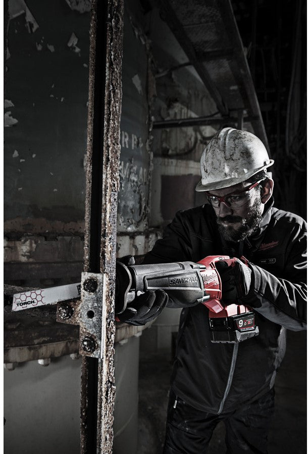 Milwaukee M18 CSX-902X Cordless Reciprocating Saw 18V 9.0Ah Li-Ion M18 FUEL™ SAWZALL™ in HD-Box - 4933451470