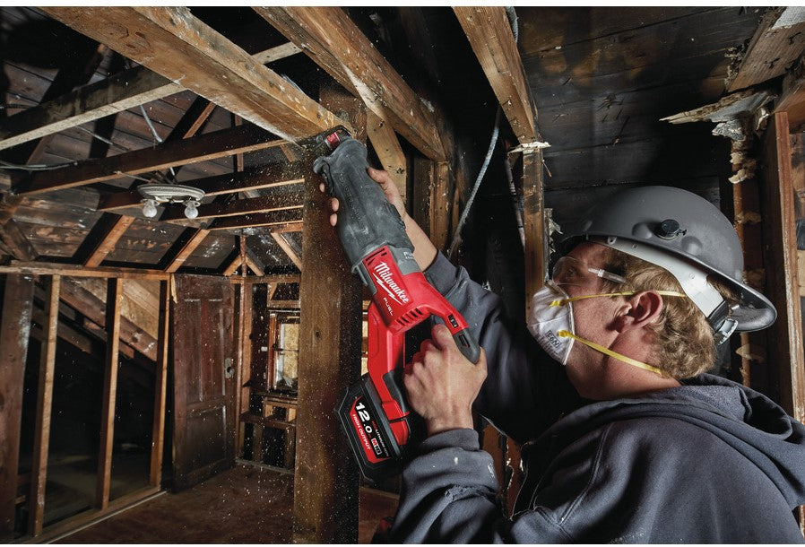 Milwaukee M18 FSX-121C Accu Reciprozaag Super SAWZALL™ 18V 12.0Ah Li-Ion M18 FUEL™ in koffer - 4933464484