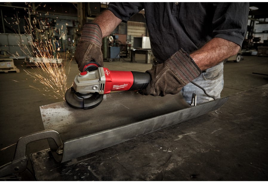 Milwaukee AGV 13-125 XSPDEB Haakse Slijper met Peddelschakelaar 125mm 1250W - 4933464998