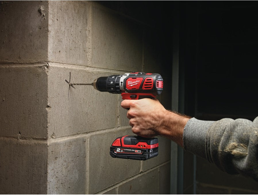 Milwaukee M18 BPD-202C Cordless Compact Impact Drill 18V 2.0Ah Li-Ion M18™ in case - 4933443515