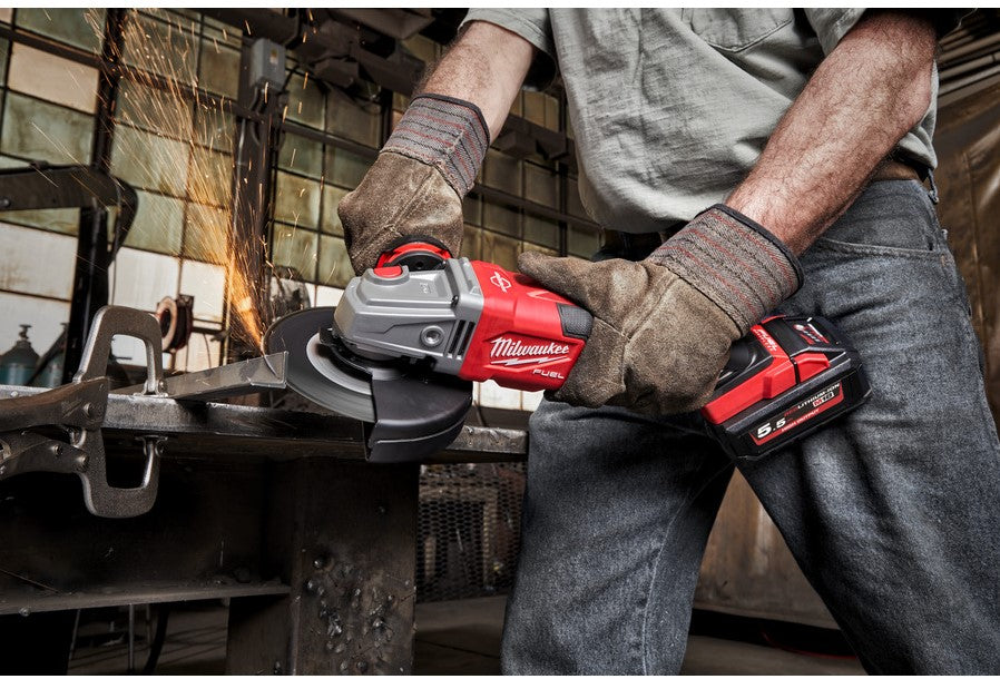 Milwaukee M18 FHSAG125XB-552X Cordless Angle Grinder 125mm with Slide Switch 18V 5.5Ah Li-Ion M18 FUEL™ in HD-Box - 4933471079