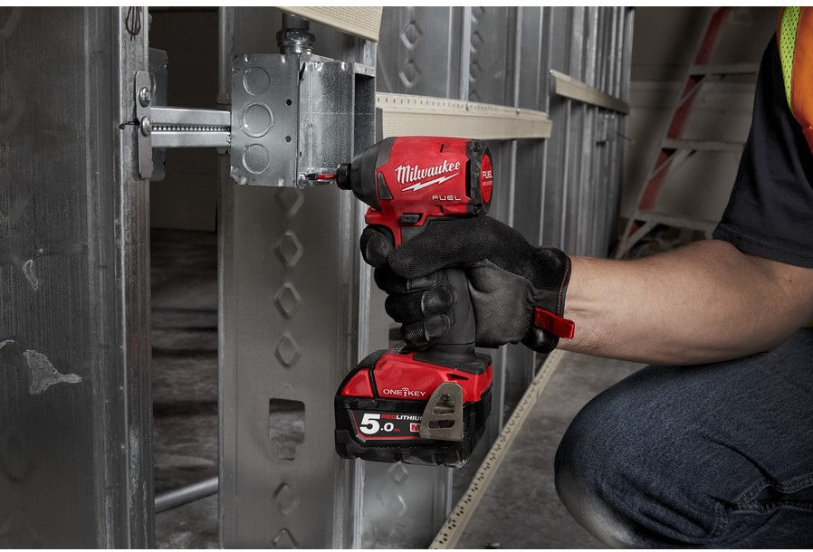 Milwaukee M18 ONEID2-502X Akku-Schlagschrauber 1/4"" Hex 18V 5.0Ah Li-Ion M18 FUEL™ ONE-KEY™ in HD-Box - 4933464091