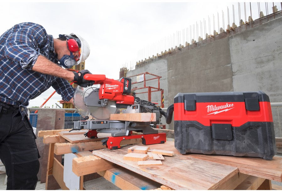 Milwaukee M18 VC2-0 Batterie Nass-/Trockenkolben 7,5 l 18 V Loose Body M18™ - 4933464029