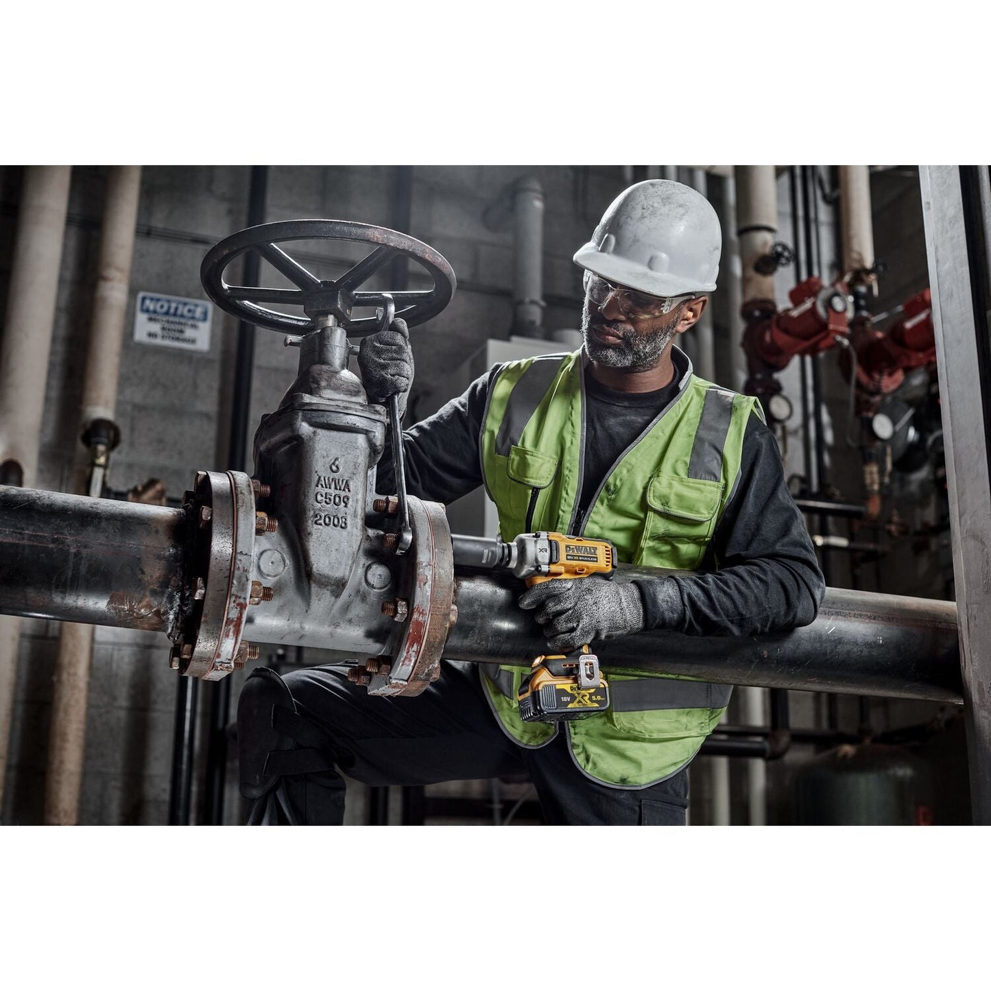 DCF892P2T Accu Slagmoersleutel (pinaansluiting) Brushless 1/2" 18V 5.0Ah in TSTAK koffer