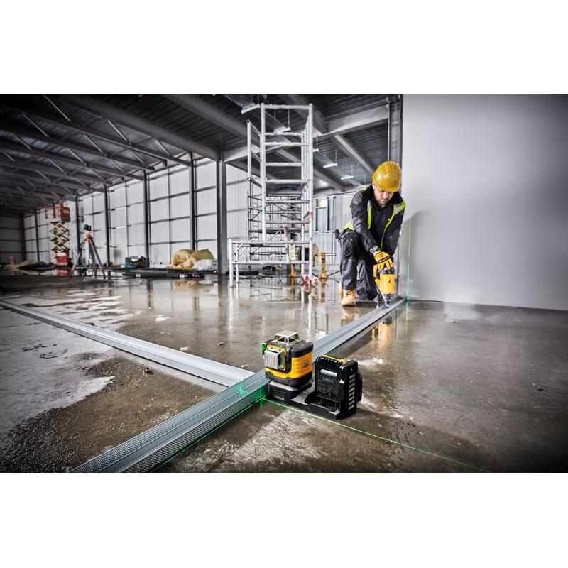 DCE089NG18 Accu Kruislijnlaser Groen 12V/18V Basic Body in TSTAK
